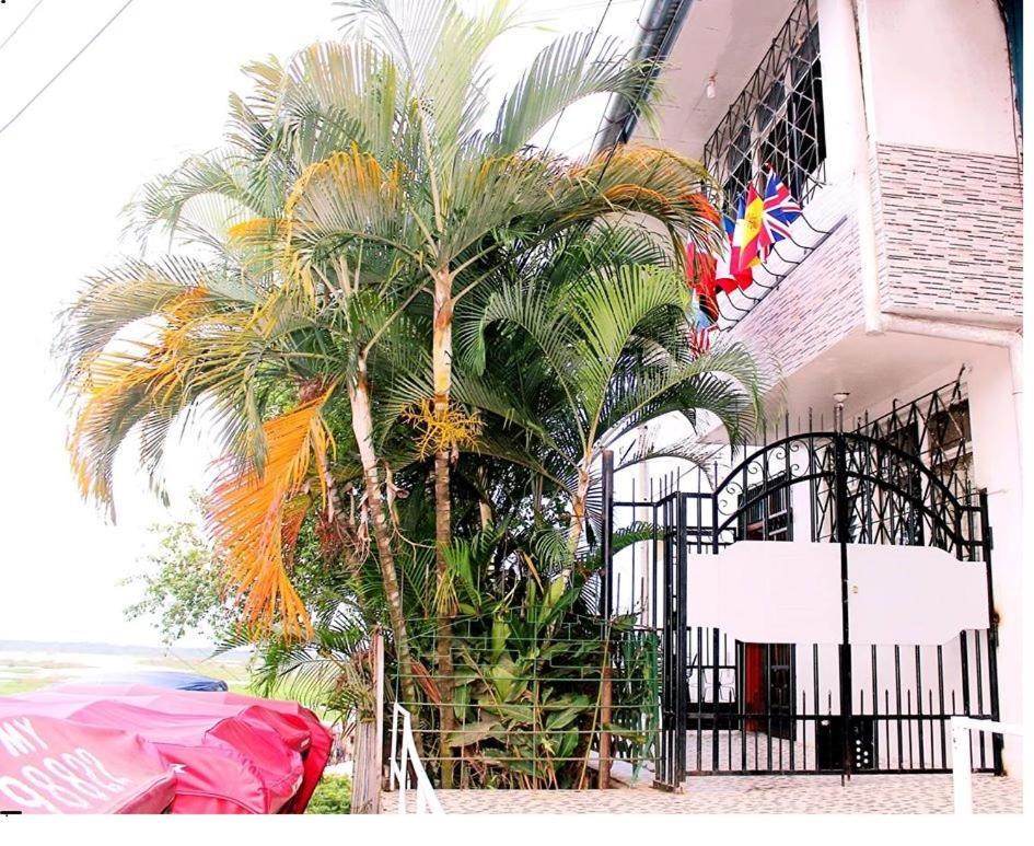 Hostal Maravilla Amazonica Iquitos Bagian luar foto