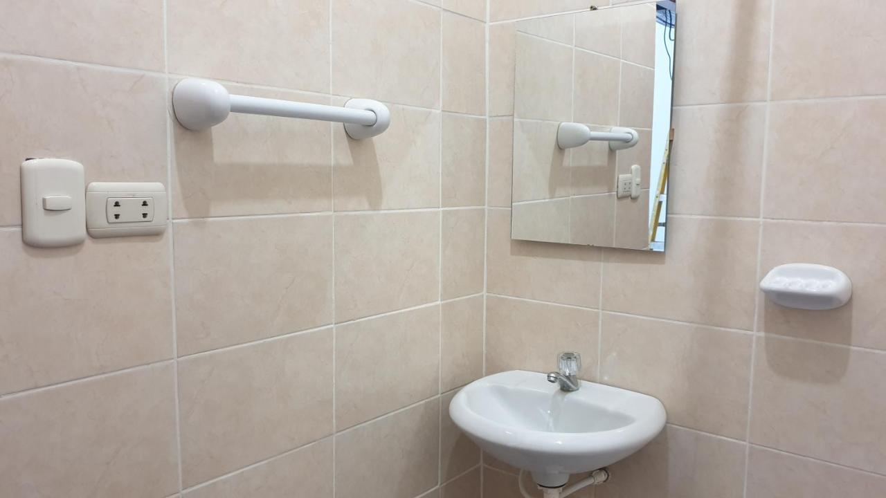 Hostal Maravilla Amazonica Iquitos Bagian luar foto