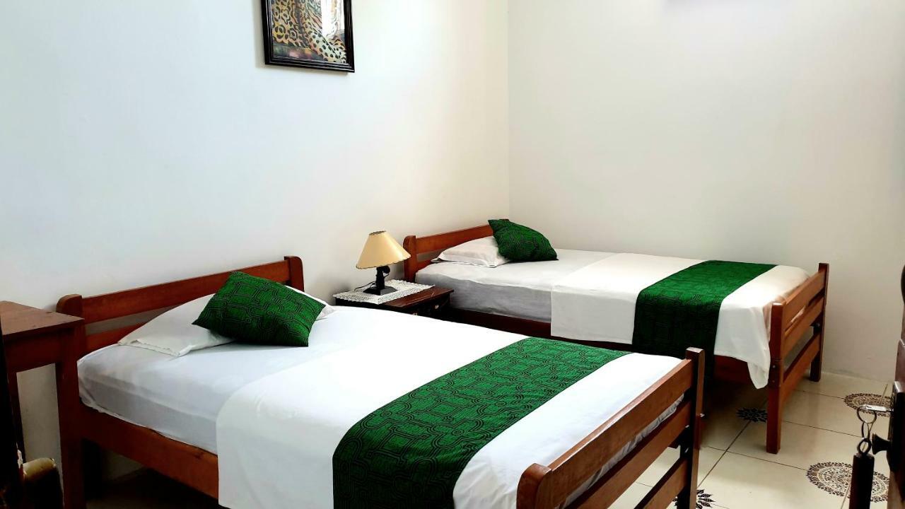 Hostal Maravilla Amazonica Iquitos Bagian luar foto